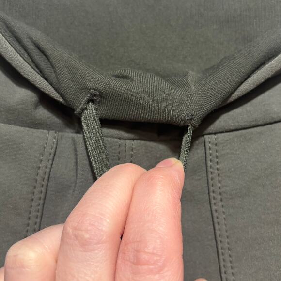 Athleta Women's Size 6 Army Green Cargo Pants High Rise Zipper Pockets Pull On - Picture 6 of 13